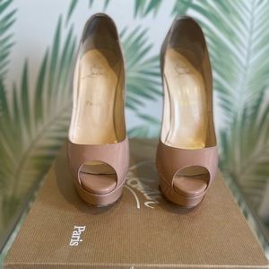 Nude Christian Louboutin Lady Peep Heels